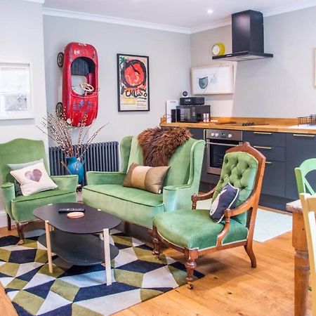 Unique 2 Bed In The Heart Of Bath With Parking 아파트 외부 사진