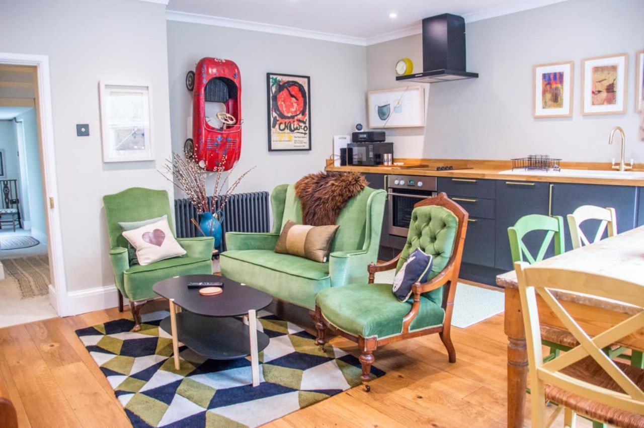 Unique 2 Bed In The Heart Of Bath With Parking 아파트 외부 사진