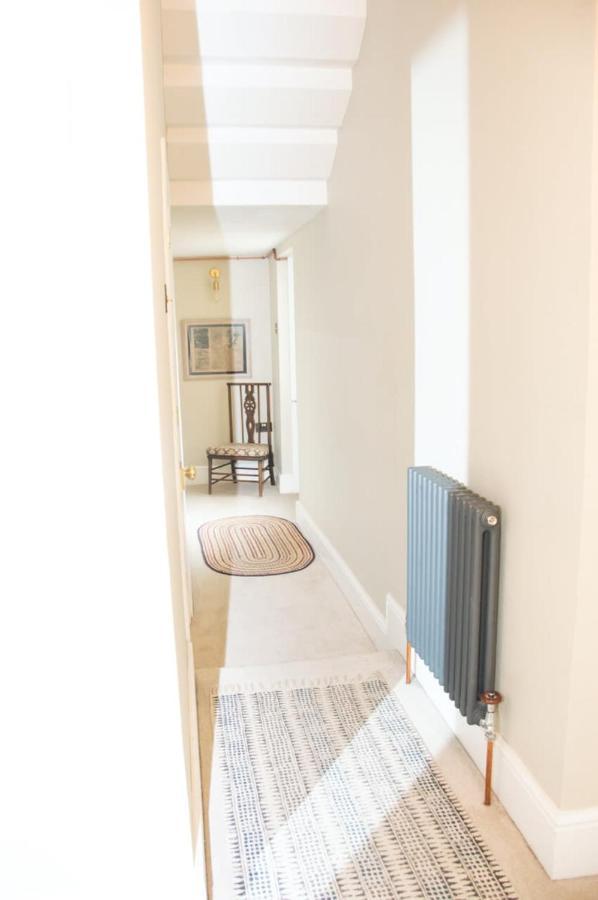 Unique 2 Bed In The Heart Of Bath With Parking 아파트 외부 사진