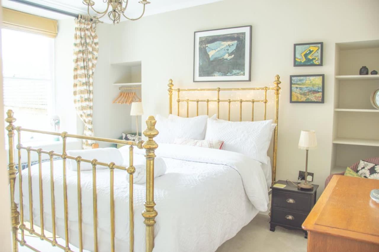 Unique 2 Bed In The Heart Of Bath With Parking 아파트 외부 사진