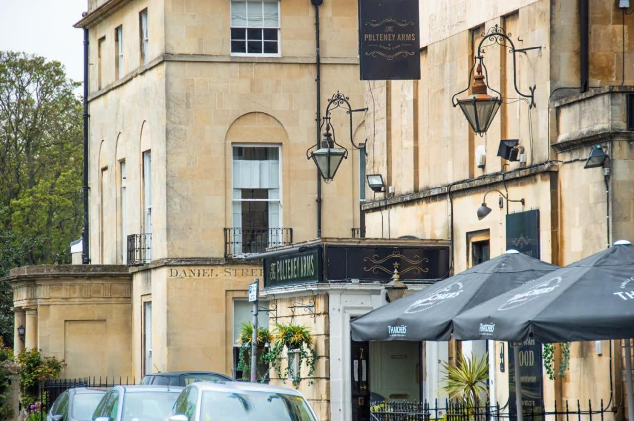 Unique 2 Bed In The Heart Of Bath With Parking 아파트 외부 사진